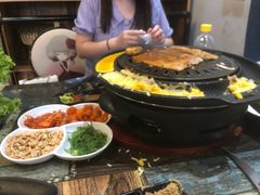 -胡悦里韩式烤肉(芝罘万达广场店)