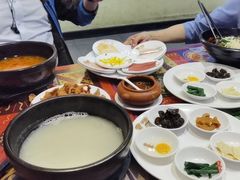 -桥香园云南过桥米线(金马碧鸡店)