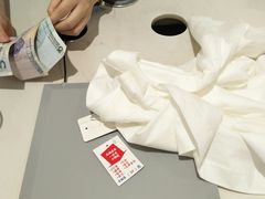 -优衣库(上海正大广场店)