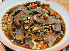 -老三样·美食研究中心(世贸路店)