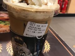 -瑞幸咖啡(东直门枢纽店)