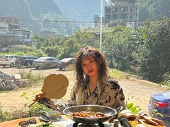 -梁姐啤酒鱼(兴坪古镇店)