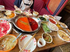 -房子红了鱼豆花重庆老火锅(广厦学院店)