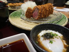-牛カツ京都勝牛(河原町蛸薬師店)