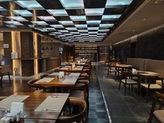 -BLU 全日制餐厅(上海安曼纳卓悦酒店)