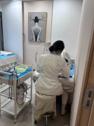 -成都苗方清颜专业祛痘