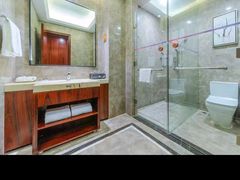 -蓝蔻酒店(深圳东站布吉万象汇店)