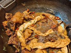 -老关东铁锅炖(上游街店)