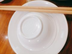 -炉小二铜锅牛蛙•川湘菜(三里屯店)