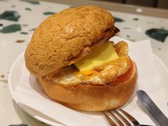 招牌咸牛肉蛋豬仔飽-华嫂冰室(湾仔店)