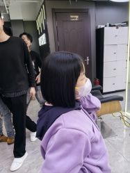 -藤野造型烫发染发