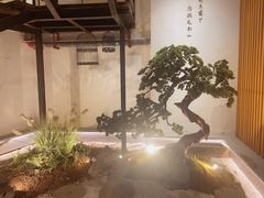 -蜜桃餐厅·伴山(湖滨商业街店)