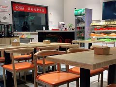 大堂-极有家小鱼小鸡石锅煲(佳兆业店)