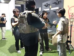 -兵魂·室内真人CS枪战俱乐部·团建·军事轰趴馆