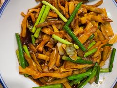 -吕氏疙瘩汤·私家菜馆(慈云寺店)