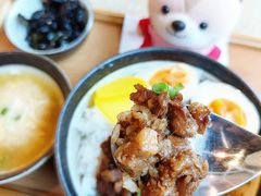 暖心滷肉飯-Dazzling Cafe 蜜糖吐司专卖店