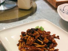 -世外桃源农庄·德清土菜(兴康南路店)
