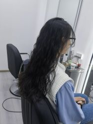 -LILI·HAIR SALON理理造型