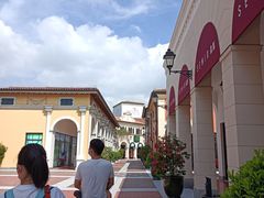 -佛罗伦萨小镇广佛名品奥特莱斯(疏港路店)