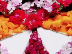 初见吾心鲜花千层蛋糕-艾加柒克蛋糕茶歇甜品台(春熙路店)