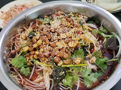 -周良天山牛杂城(天山路总店)