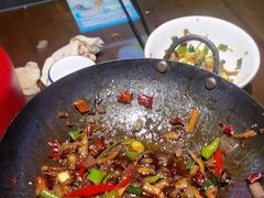 -富正毅三下锅(体育馆店)