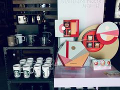 大堂-星巴克(广州番禺钻汇广场分店)