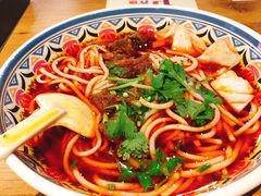 -鑫花溪牛肉米粉(人民广场店)
