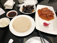 金牌片皮鸭-亢龙太子酒轩(东湖店)