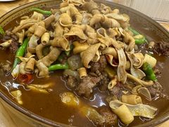 -一品红烧鸭特色川菜(三岔湖店)