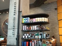 零售区-星巴克臻选(惠州华贸天地1楼店)