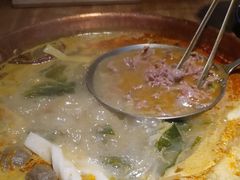 -洱火云南酸菜牛肉火锅(石景山当代商城店)