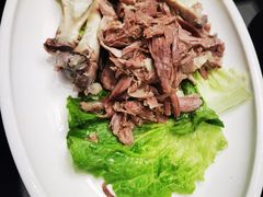 -老季市·三代非遗传承·地标美食老汁鸡(工农路店)