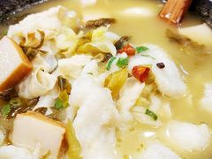 -周鱼小馆石锅酸菜鱼(活力汇店)