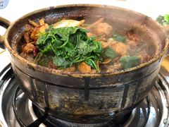 招牌家鸡煲-渝君重庆火锅(嘉宾路店)