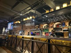 -麦凯伦烧烤·精酿超级工厂店(金桥总店)