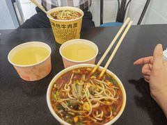 -薛记襄阳香辣牛肉面(平安路店)