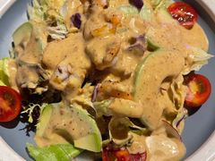 牛油果大虾沙拉-JUKEBOX玖部音乐餐厅(华侨城店)