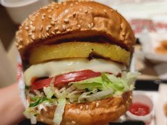-The Habit Burger Grill 哈比特汉堡(复兴soho店)