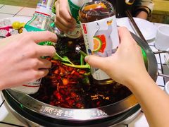 -蛙一刀·麻椒鱼火锅(金仙桥店)