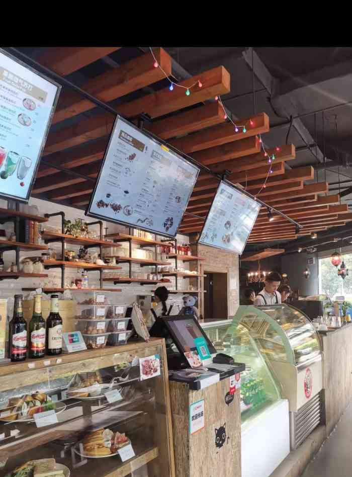 漫猫咖啡.意面.披萨(东方路店)