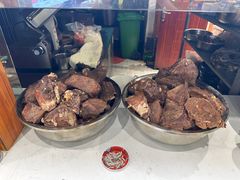 -九寨沟特色牦牛肉汤锅