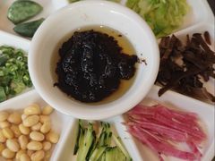 老北京炸酱面-黑窑厂糖油饼烤鸭·清真菜(黑窑厂街店)