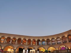 -王府井奥莱临潼小镇(临潼店)