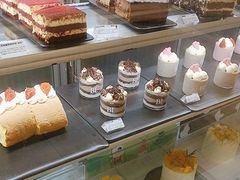 -焙丽拾光(麦凯乐直营店)