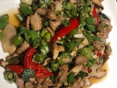 -杨肥肠火锅大排档(火车站花园店)