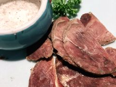 古法盐蘸牛肉-老头儿油爆虾·三潭印月