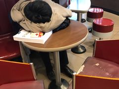 -麦当劳(展览路店)