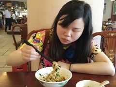 -海口骑楼小吃街