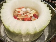 -得意咚瓜·顺德鱼生·冬瓜火锅(深圳首店)